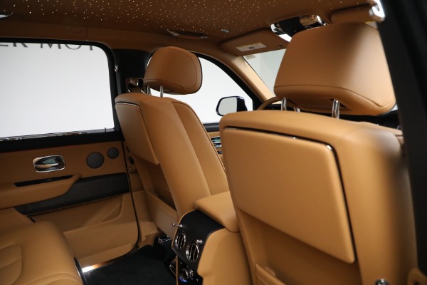 Used 2024 Rolls-Royce Cullinan for sale $329,900 at Rolls-Royce Motor Cars Greenwich in Greenwich CT 06830 24