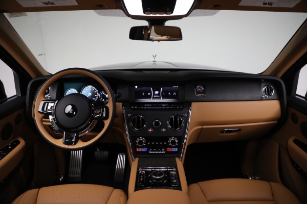 New 2024 Rolls-Royce Cullinan for sale Sold at Rolls-Royce Motor Cars Greenwich in Greenwich CT 06830 4