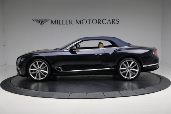 Used 2022 Bentley Continental GTC V8 for sale $249,900 at Rolls-Royce Motor Cars Greenwich in Greenwich CT 06830 17