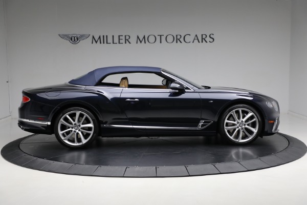 Used 2022 Bentley Continental GTC V8 for sale $249,900 at Rolls-Royce Motor Cars Greenwich in Greenwich CT 06830 23