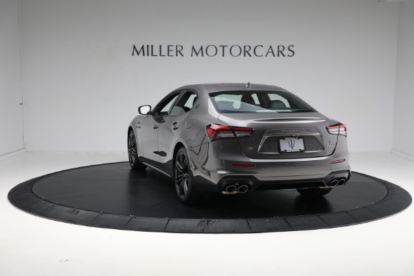 New 2024 Maserati Ghibli Modena Ultima Q4 for sale Sold at Rolls-Royce Motor Cars Greenwich in Greenwich CT 06830 11