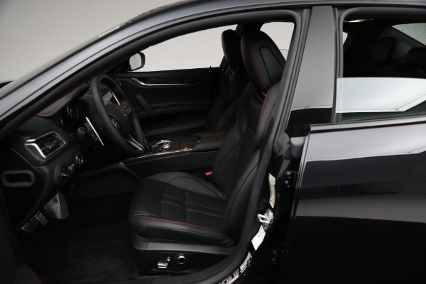 New 2024 Maserati Ghibli Modena Ultima Q4 for sale Sold at Rolls-Royce Motor Cars Greenwich in Greenwich CT 06830 25