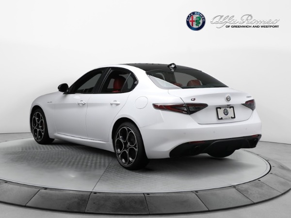 New 2024 Alfa Romeo Giulia Veloce for sale $56,710 at Rolls-Royce Motor Cars Greenwich in Greenwich CT 06830 10