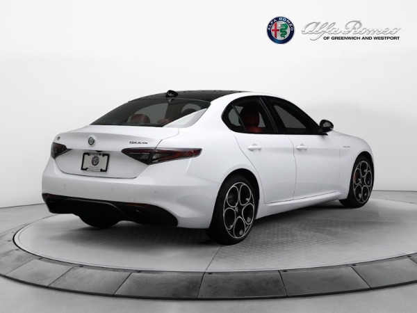 New 2024 Alfa Romeo Giulia Veloce for sale $56,710 at Rolls-Royce Motor Cars Greenwich in Greenwich CT 06830 15