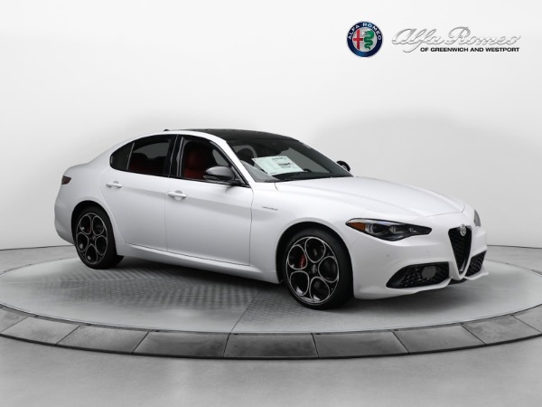 New 2024 Alfa Romeo Giulia Veloce for sale $56,710 at Rolls-Royce Motor Cars Greenwich in Greenwich CT 06830 22