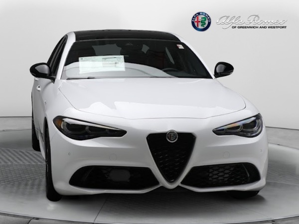 New 2024 Alfa Romeo Giulia Veloce for sale $56,710 at Rolls-Royce Motor Cars Greenwich in Greenwich CT 06830 25