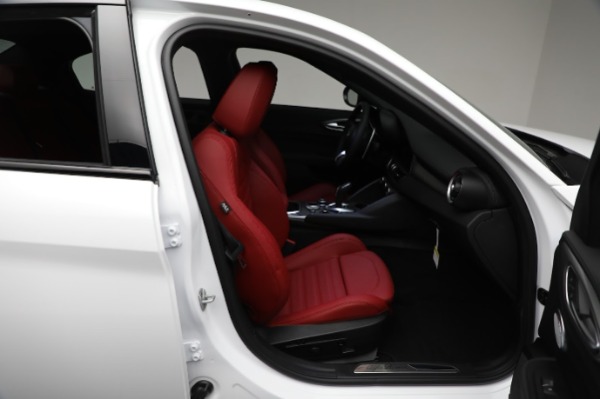 New 2024 Alfa Romeo Giulia Veloce for sale Sold at Rolls-Royce Motor Cars Greenwich in Greenwich CT 06830 28