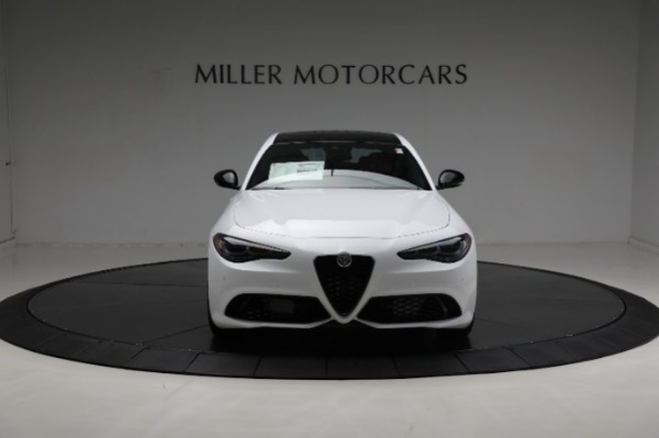 New 2024 Alfa Romeo Giulia Veloce for sale $56,710 at Rolls-Royce Motor Cars Greenwich in Greenwich CT 06830 28