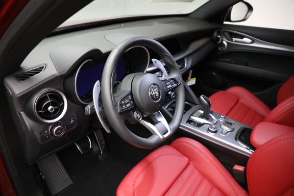 New 2024 Alfa Romeo Stelvio Veloce for sale Sold at Rolls-Royce Motor Cars Greenwich in Greenwich CT 06830 28