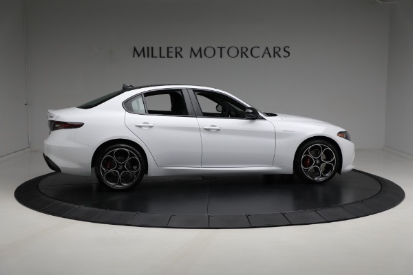 New 2024 Alfa Romeo Giulia Veloce for sale Sold at Rolls-Royce Motor Cars Greenwich in Greenwich CT 06830 17