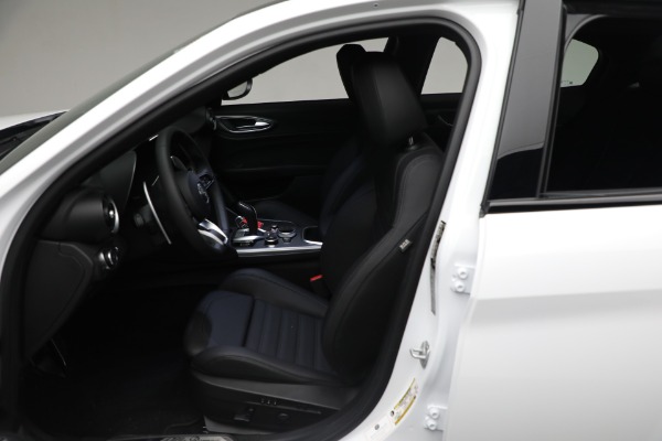 New 2024 Alfa Romeo Giulia Veloce for sale Sold at Rolls-Royce Motor Cars Greenwich in Greenwich CT 06830 24