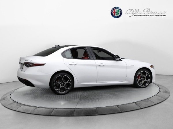 New 2024 Alfa Romeo Giulia Veloce for sale $56,710 at Rolls-Royce Motor Cars Greenwich in Greenwich CT 06830 16