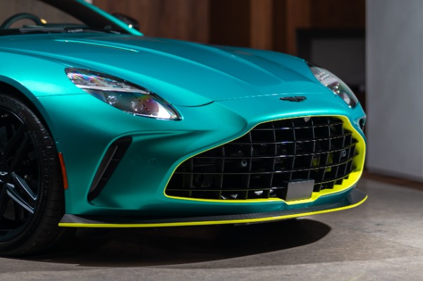 New 2025 Aston Martin Vantage for sale Sold at Rolls-Royce Motor Cars Greenwich in Greenwich CT 06830 3