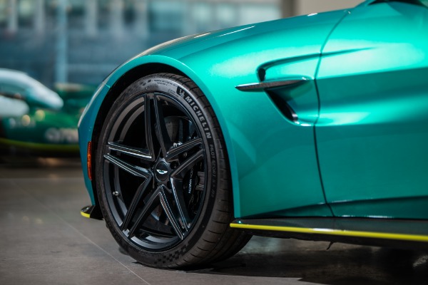 New 2025 Aston Martin Vantage for sale Sold at Rolls-Royce Motor Cars Greenwich in Greenwich CT 06830 8