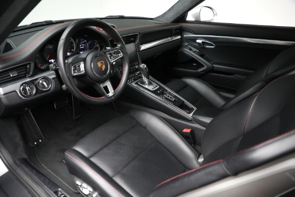 Used 2019 Porsche 911 Turbo for sale Sold at Rolls-Royce Motor Cars Greenwich in Greenwich CT 06830 18