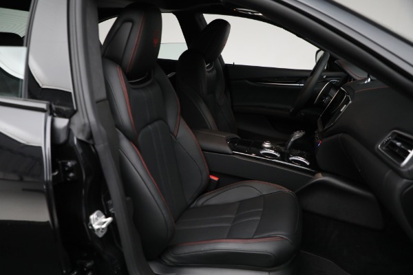 New 2024 Maserati Ghibli Modena Ultima Q4 for sale Sold at Rolls-Royce Motor Cars Greenwich in Greenwich CT 06830 28