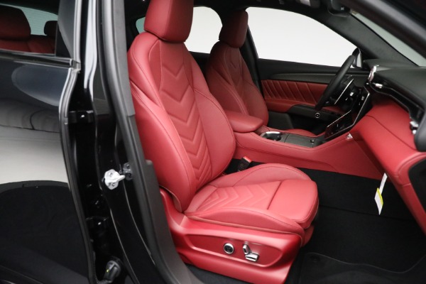 New 2024 Maserati Grecale Trofeo for sale Sold at Rolls-Royce Motor Cars Greenwich in Greenwich CT 06830 28