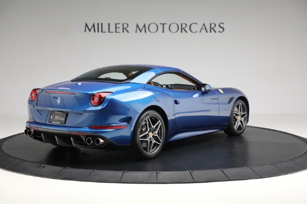 Used 2016 Ferrari California T for sale $169,900 at Rolls-Royce Motor Cars Greenwich in Greenwich CT 06830 17