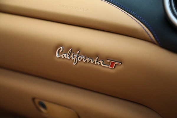 Used 2016 Ferrari California T for sale $169,900 at Rolls-Royce Motor Cars Greenwich in Greenwich CT 06830 27