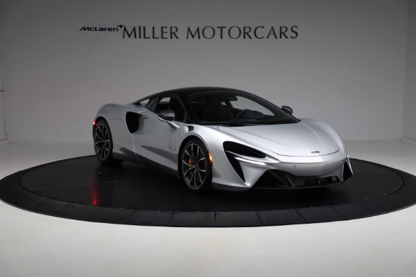 New 2023 McLaren Artura Vision for sale Sold at Rolls-Royce Motor Cars Greenwich in Greenwich CT 06830 11