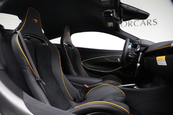 New 2023 McLaren Artura Vision for sale Sold at Rolls-Royce Motor Cars Greenwich in Greenwich CT 06830 24