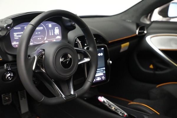 New 2023 McLaren Artura Vision for sale Sold at Rolls-Royce Motor Cars Greenwich in Greenwich CT 06830 27