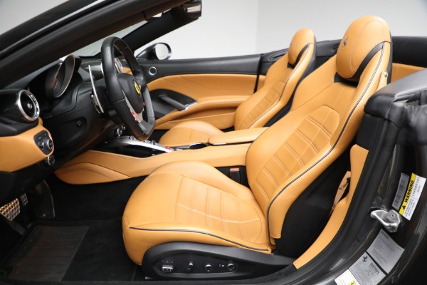 Used 2015 Ferrari California T for sale Sold at Rolls-Royce Motor Cars Greenwich in Greenwich CT 06830 20