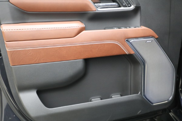 Used 2024 GMC Sierra 2500HD Denali Ultimate for sale Sold at Rolls-Royce Motor Cars Greenwich in Greenwich CT 06830 14