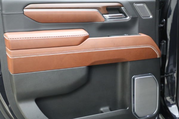 Used 2024 GMC Sierra 2500HD Denali Ultimate for sale Sold at Rolls-Royce Motor Cars Greenwich in Greenwich CT 06830 18