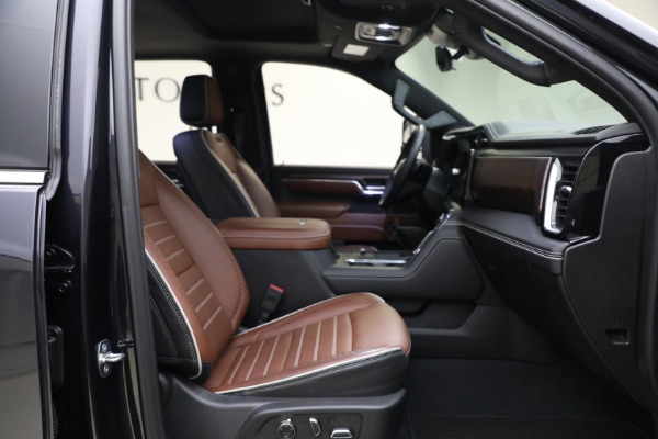Used 2024 GMC Sierra 2500HD Denali Ultimate for sale Sold at Rolls-Royce Motor Cars Greenwich in Greenwich CT 06830 24