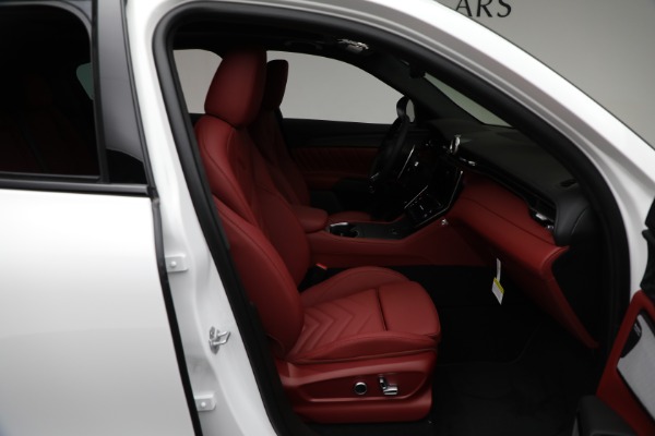 New 2024 Maserati Grecale Modena for sale Sold at Rolls-Royce Motor Cars Greenwich in Greenwich CT 06830 27