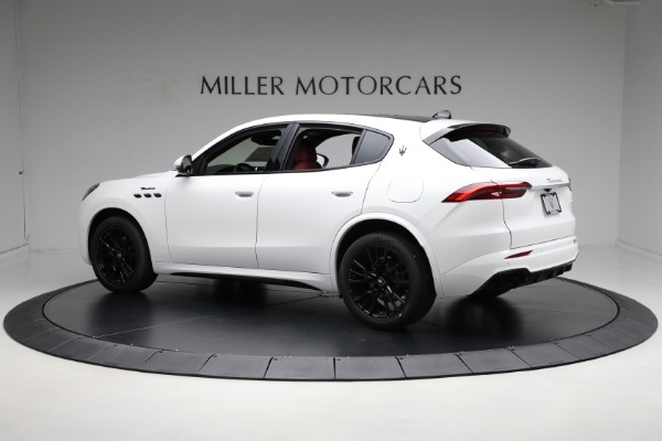New 2024 Maserati Grecale Modena for sale Sold at Rolls-Royce Motor Cars Greenwich in Greenwich CT 06830 8