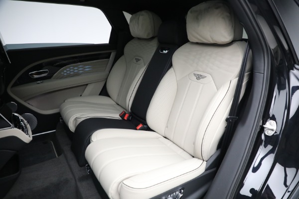New 2024 Bentley Bentayga EWB Azure V8 for sale $317,660 at Rolls-Royce Motor Cars Greenwich in Greenwich CT 06830 28