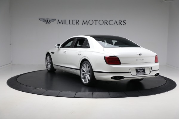 New 2024 Bentley Flying Spur V8 for sale $267,320 at Rolls-Royce Motor Cars Greenwich in Greenwich CT 06830 6