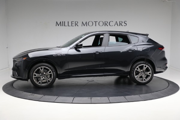 Used 2022 Maserati Levante Modena for sale Sold at Rolls-Royce Motor Cars Greenwich in Greenwich CT 06830 5