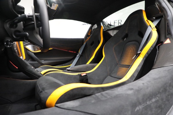 Used 2024 McLaren 750S Spider for sale Sold at Rolls-Royce Motor Cars Greenwich in Greenwich CT 06830 28