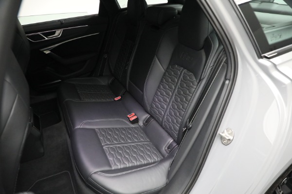 Used 2022 Audi RS 6 Avant 4.0T quattro Avant for sale Sold at Rolls-Royce Motor Cars Greenwich in Greenwich CT 06830 18