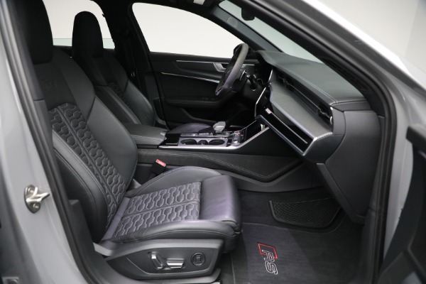Used 2022 Audi RS 6 Avant 4.0T quattro Avant for sale Sold at Rolls-Royce Motor Cars Greenwich in Greenwich CT 06830 20