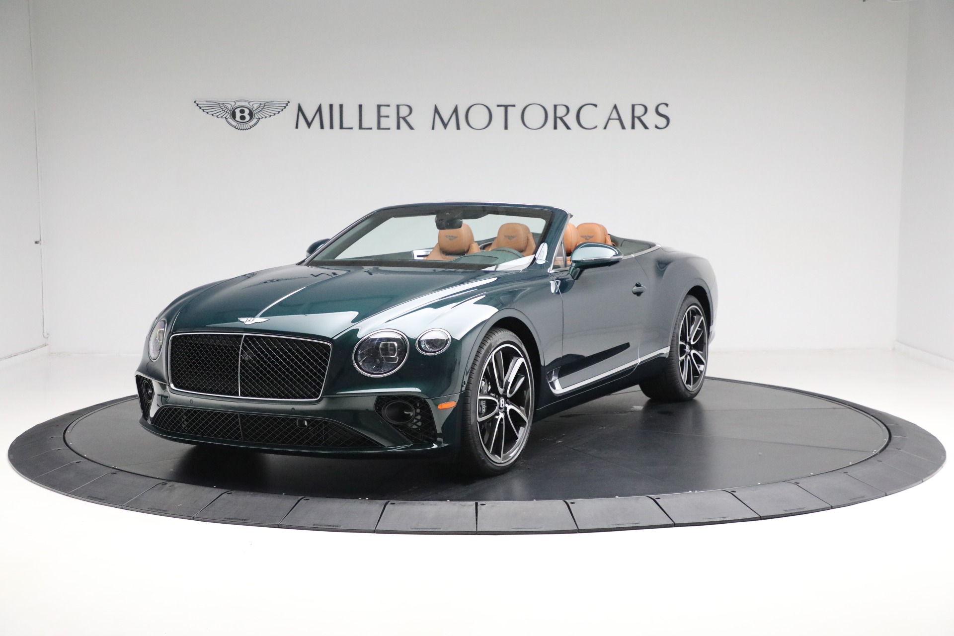 New 2024 Bentley Continental GTC V8 for sale $269,900 at Rolls-Royce Motor Cars Greenwich in Greenwich CT 06830 1
