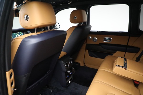 New 2024 Rolls-Royce Cullinan for sale Sold at Rolls-Royce Motor Cars Greenwich in Greenwich CT 06830 23