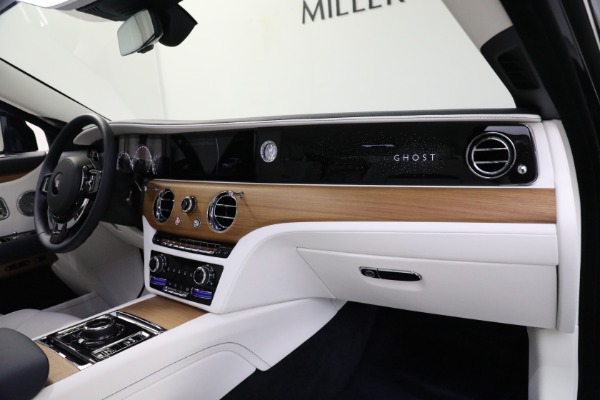 Used 2022 Rolls-Royce Ghost for sale Sold at Rolls-Royce Motor Cars Greenwich in Greenwich CT 06830 23