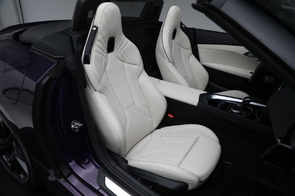 Used 2023 BMW Z4 M40i for sale Sold at Rolls-Royce Motor Cars Greenwich in Greenwich CT 06830 18