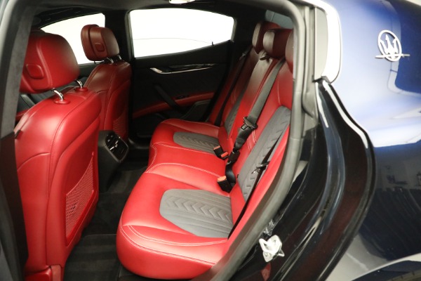 Used 2021 Maserati Ghibli SQ4 GranLusso for sale Sold at Rolls-Royce Motor Cars Greenwich in Greenwich CT 06830 27