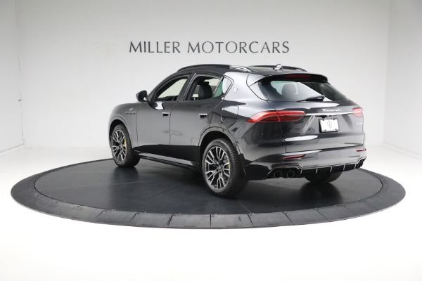 New 2024 Maserati Grecale GT for sale Sold at Rolls-Royce Motor Cars Greenwich in Greenwich CT 06830 11
