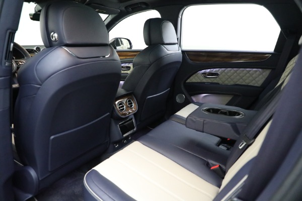 Used 2021 Bentley Bentayga V8 for sale Sold at Rolls-Royce Motor Cars Greenwich in Greenwich CT 06830 14