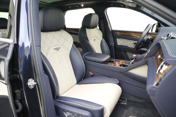 Used 2021 Bentley Bentayga V8 for sale Sold at Rolls-Royce Motor Cars Greenwich in Greenwich CT 06830 20