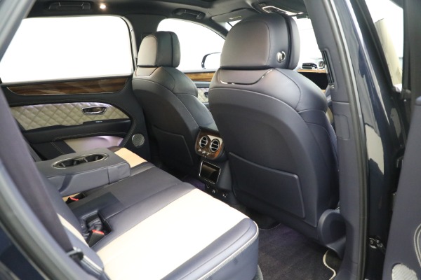 Used 2021 Bentley Bentayga V8 for sale Sold at Rolls-Royce Motor Cars Greenwich in Greenwich CT 06830 22
