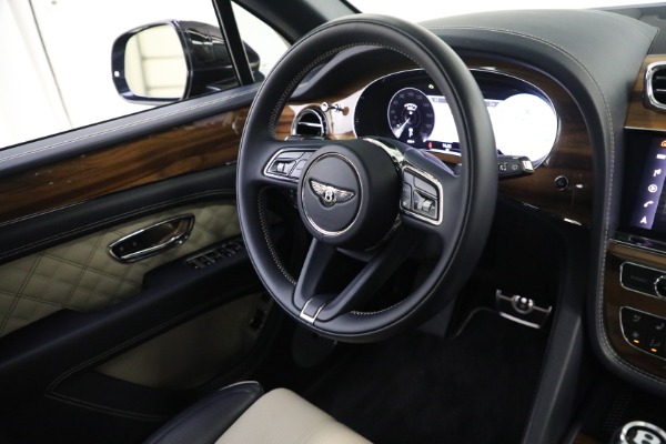 Used 2021 Bentley Bentayga V8 for sale Sold at Rolls-Royce Motor Cars Greenwich in Greenwich CT 06830 27