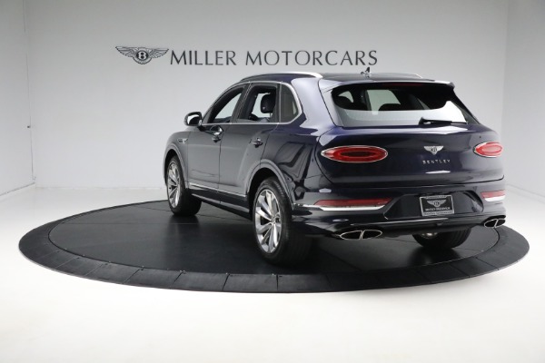 Used 2021 Bentley Bentayga V8 for sale Sold at Rolls-Royce Motor Cars Greenwich in Greenwich CT 06830 4