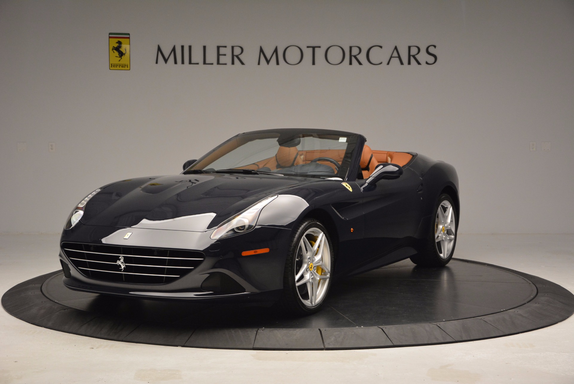 Used 2015 Ferrari California T for sale Sold at Rolls-Royce Motor Cars Greenwich in Greenwich CT 06830 1